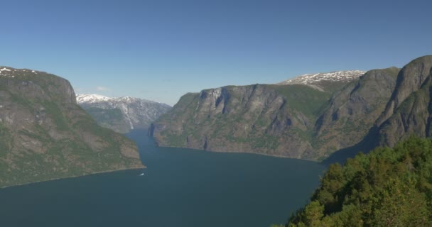 4K, Noruega, Vista épica em um fiorde — Vídeo de Stock