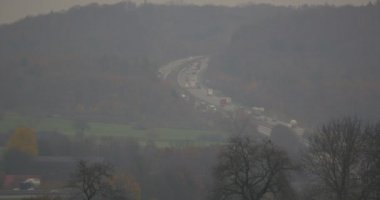 Alman Autobahn, otomobil ve kamyon trafiği