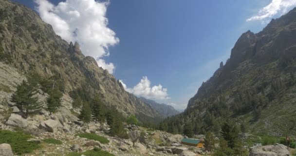 4K, Valle della Restonica zoom e padelle, Corsica — Video Stock