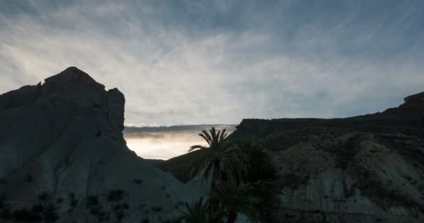 Salida del sol en Sierra Alhamilla, Andalucía, España — Vídeo de stock