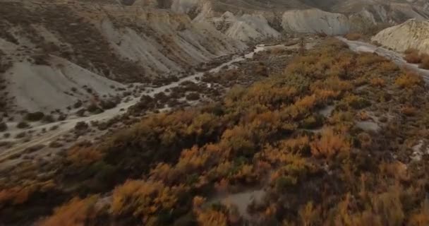 4k Vista aérea no deserto, Sierra Alhamila, Espanha — Vídeo de Stock