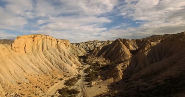 4k Luftaufnahme in der Wüste, Sierra Alhamila, Spanien — Stockvideo