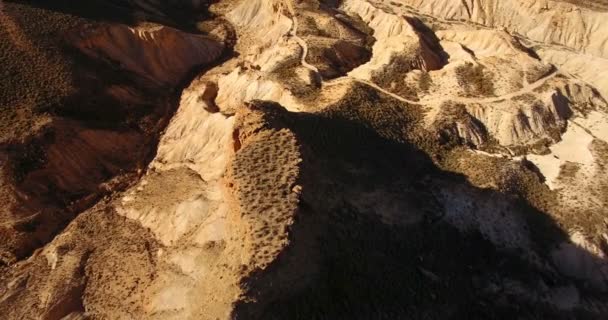 4k Luftaufnahme in der Wüste, Sierra Alhamila, Spanien — Stockvideo