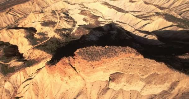 4 k 在沙漠，塞拉利昂 Alhamila，西班牙的鸟瞰图 — 图库视频影像