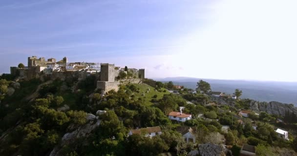 4K Aerial, Volo lungo il bellissimo Castillo de Castellar, Andalusia, Spagna — Video Stock