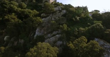 4k Aerial, Güzel Castillo de Castellar boyunca uçuş, Endülüs, İspanya