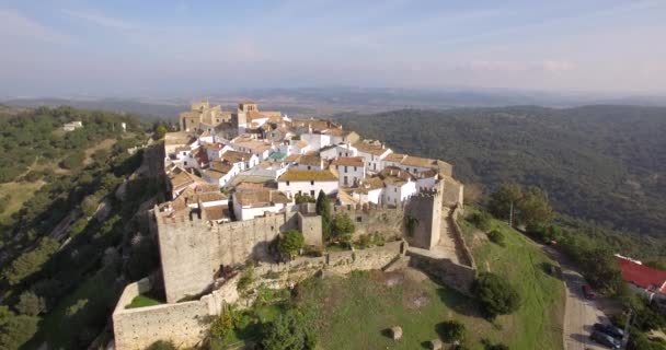 4k antenna, repülés a gyönyörű Castillo de Castellar, Andalúzia, Spanyolország — Stock videók