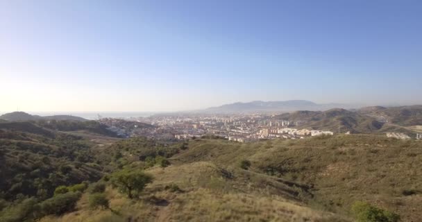4 k 空中、都市景観マラガ、アンダルシア、スペイン — ストック動画