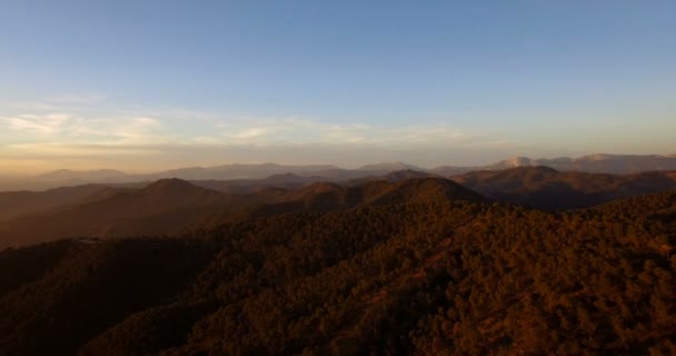 4k антенна, полет на закате в Андалусия, Испания — стоковое видео