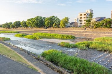 Japonya 'nın güzel şehri Kanazawa' dan geçen iki nehirden biri olan Saigawa Nehri.