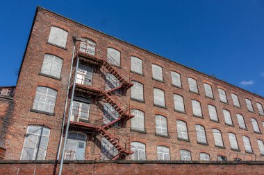 Weir Mill, Stockport, Cheshire, İngiltere. 1790 yılında birleşik pamuk fabrikası olarak inşa edilen bina, dairelere dönüştürülecek..
