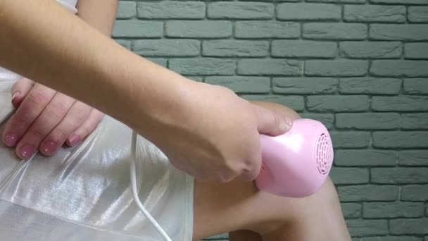 Woman Get Hair Removal Procedure Laser Epilator Beauty Salon Soft — Vídeos de Stock