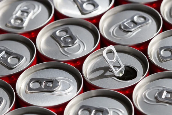 Latas de refrigerante fundo — Fotografia de Stock