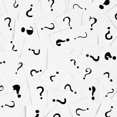 Kare olarak etrafa dağılmış soru işareti işaretleri yığını. Karar, soruşturma veya faq kavramı.
