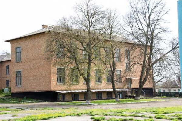 Institución Educativa Escuela Secundaria Dos Tres Superestructura Construida Urss Región —  Fotos de Stock