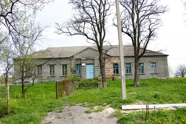 Edificio Posguerra Del Siglo Hecho Ladrillos Región Kirovograd —  Fotos de Stock