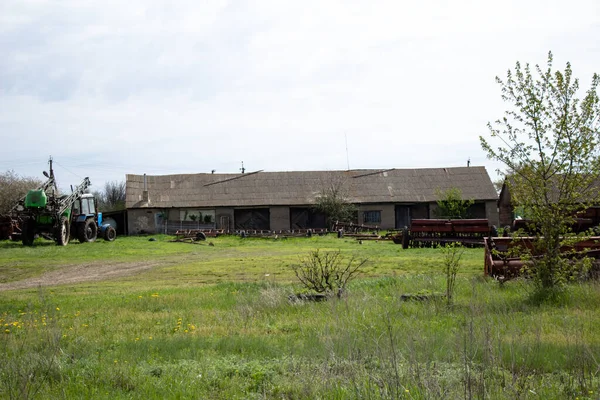 Moderne Gebouwen Constructies Oude Gebouwen Van Mechanische Tractor Brigades Oekraïne — Stockfoto