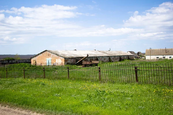 Casas Tijolo Velhas Funcionário Complexo Gado Construído Urss Ucrânia — Fotografia de Stock