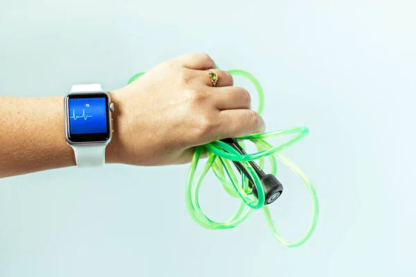 Smart Watch Fitness Female Hand Sports Skipping Rope White Background — Stock Photo, Image