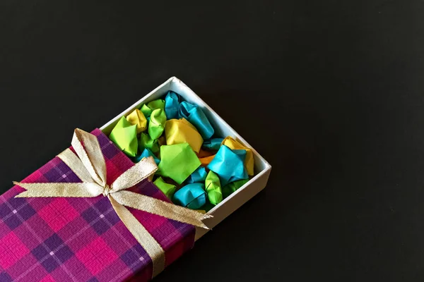 Caja Regalo Color Con Lazo Satén Con Estrellas Papel Origami — Foto de Stock