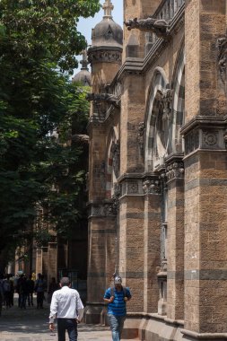 Chhatrapati Shivaji Terminus 'un mimari detayları.