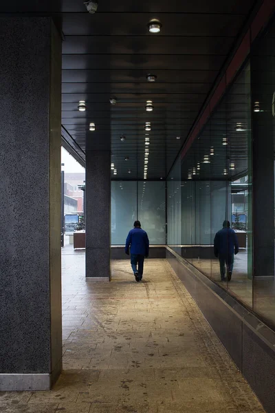 Old Man Walking Glass Wall Department Store His Reflection Walking — Stock Photo, Image