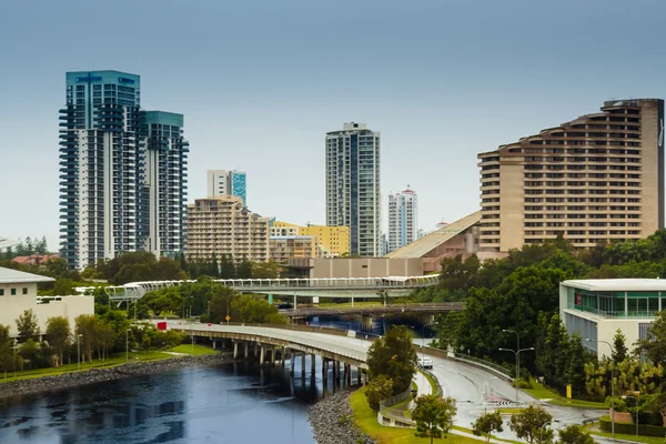 Jour de pluie dans la ville de Gold Coast — Photo