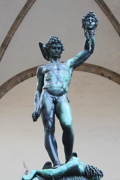 Perseus med huvudet av Medusa - Florens — Stockfoto