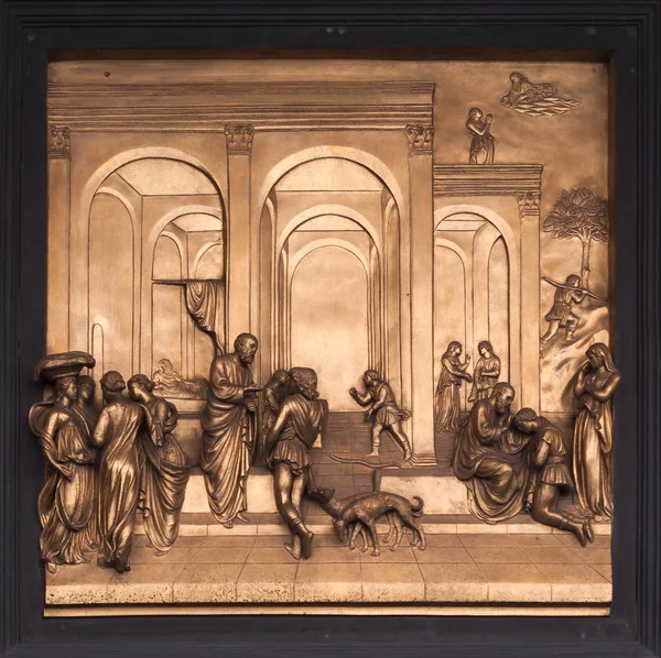 Isaac, Esaú, Jacob Bronce Bajorrelieve - Baptisterio de Florencia —  Fotos de Stock