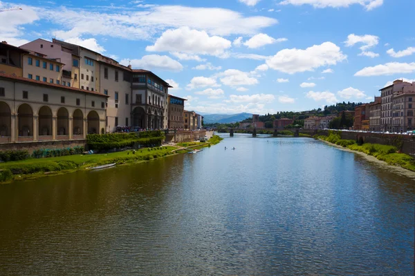 Río Arno - Florencia —  Fotos de Stock