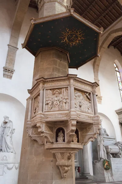 Pulpit Basilica of Santa Croce - Florence — Stock Photo, Image