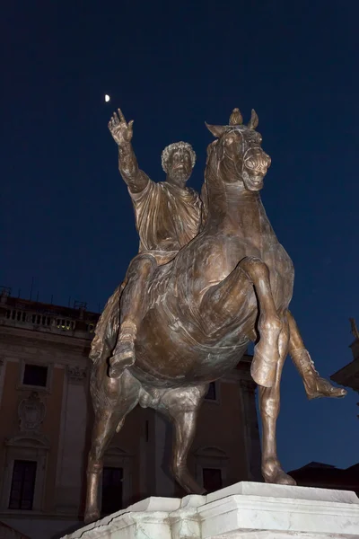 Estatua ecuestre de Marco Aurelio - Roma — Foto de Stock