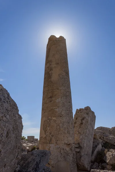 Harabe Yunan tapınağı sütunlar - Sicilya, İtalya — Stok fotoğraf