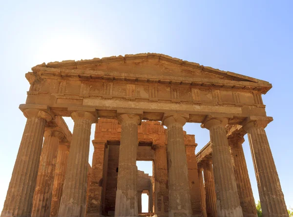 Griechischer tempel von concordia in agrigent - sizilien, italien — Stockfoto