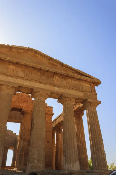 Griechischer tempel von concordia in agrigent - sizilien, italien — Stockfoto