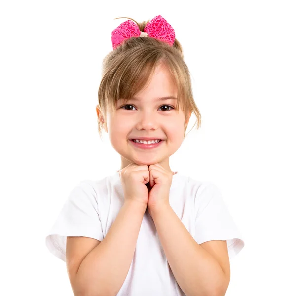 Retrato de una hermosa niña sonriente sobre un fondo blanco — Foto de Stock