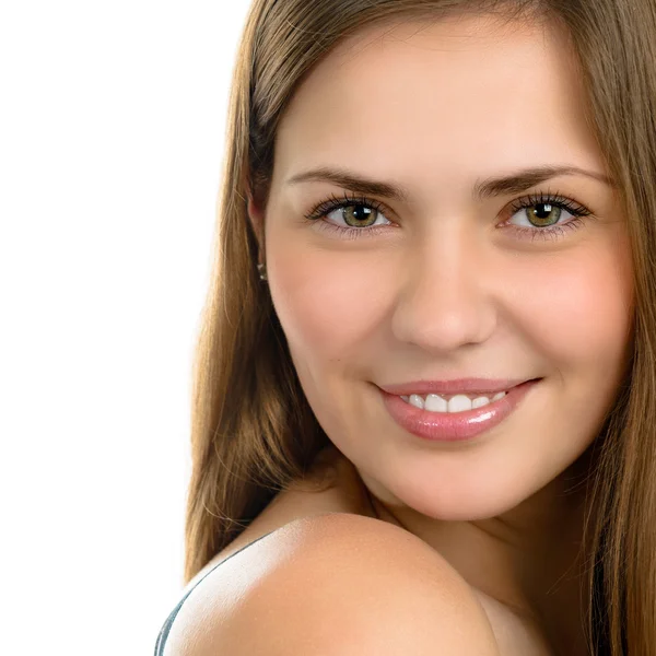 Portret van een mooie lachende jonge vrouw. Gezicht close-up — Stockfoto