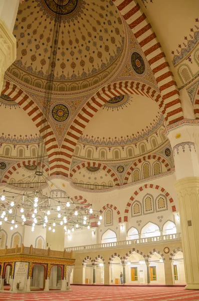 Mešita je interiér v Ashgabad Royalty Free Stock Fotografie