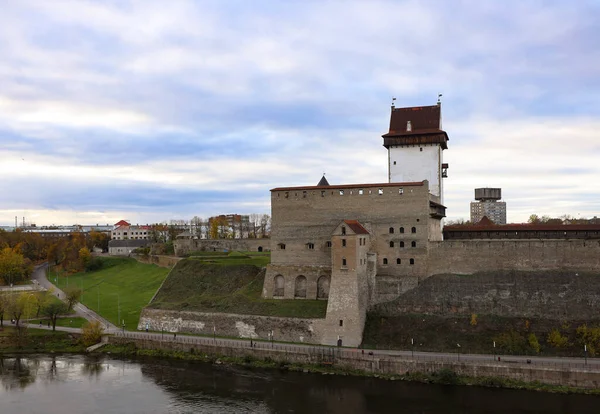 Narva Etonia Oktober 2020 Narva Kasteel Uitzicht Vanaf Vesting Ivangorod — Stockfoto