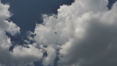 gökyüzü bulutlar zaman atlamalı 4k