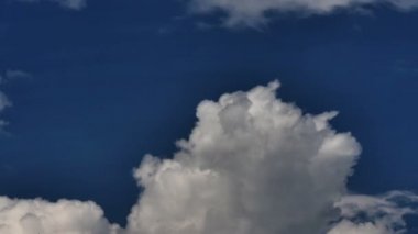 Gökyüzü bulutlar zaman atlamalı