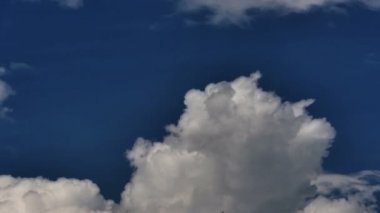 gökyüzü bulutlar zaman atlamalı 4k