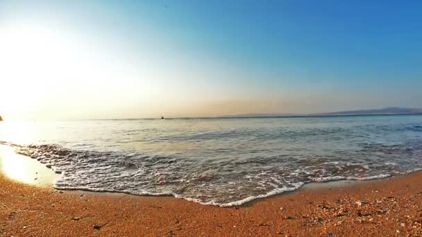 Pôr do sol mar praia câmera lenta — Vídeo de Stock