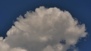 Gökyüzü bulutlar zaman atlamalı