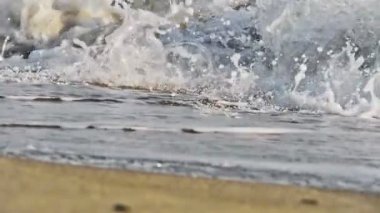 Plaj dalgası makro yavaş çekim
