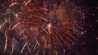 Tatil Gecesi 4k 'de Renkli Havai fişekler