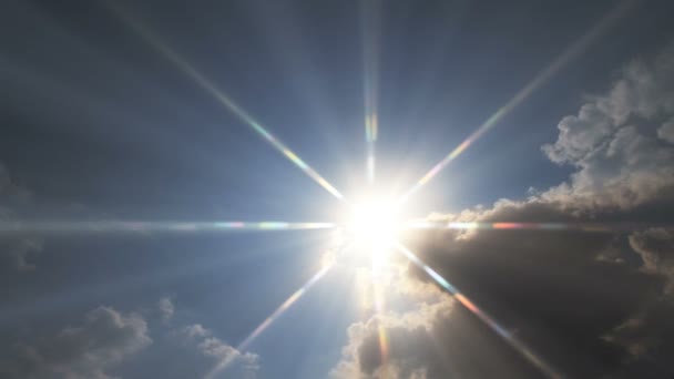 Céu sol raio tempo lapso — Vídeo de Stock