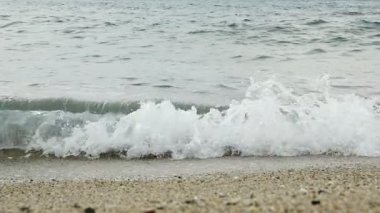 ağır çekimde Beach güzel dalgalar