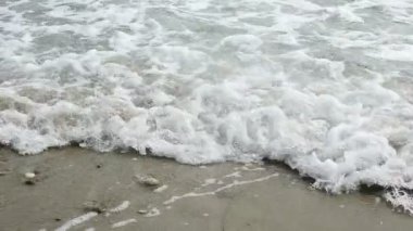 ağır çekimde Beach güzel dalgalar