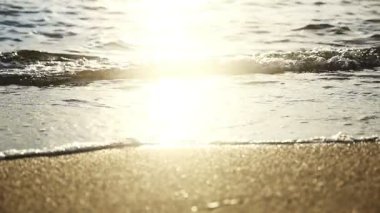 Sunset beach dalga ağır çekim